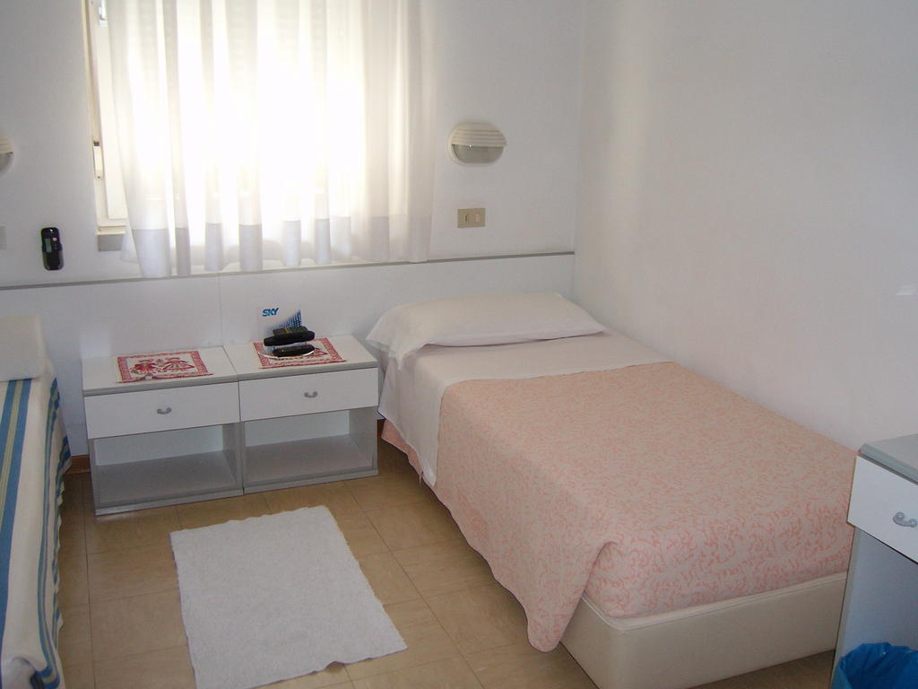 Hotel Villa Carla กราโด ห้อง รูปภาพ